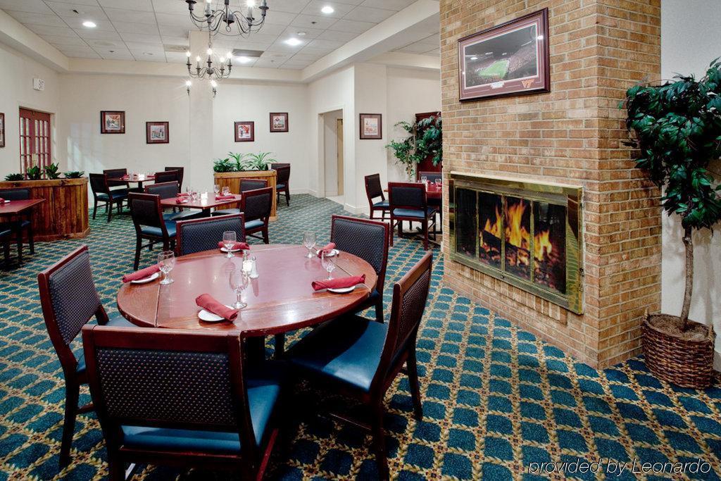 Holiday Inn University-ブラックスバーグ レストラン 写真